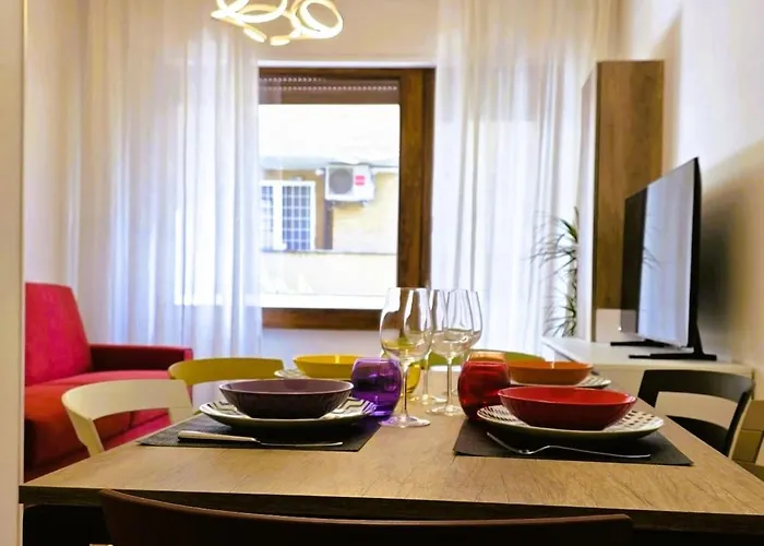 Stylish Mini Break In Ponte Milvio Apartment